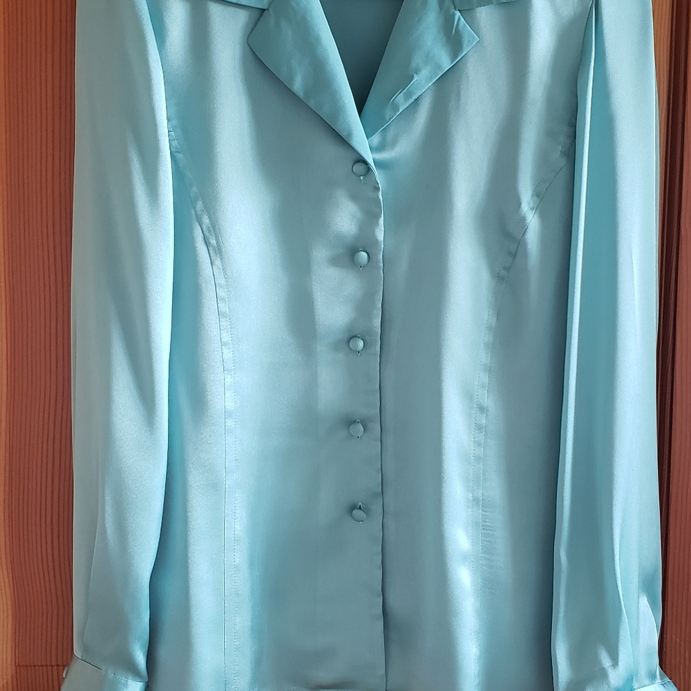 Liz Claiborne satin blouse